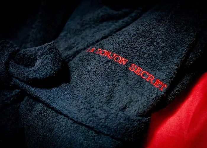 Le Donjon Secret Apartment *